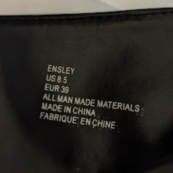 Knee high black fax leather biker boot - Picture 4 of 4